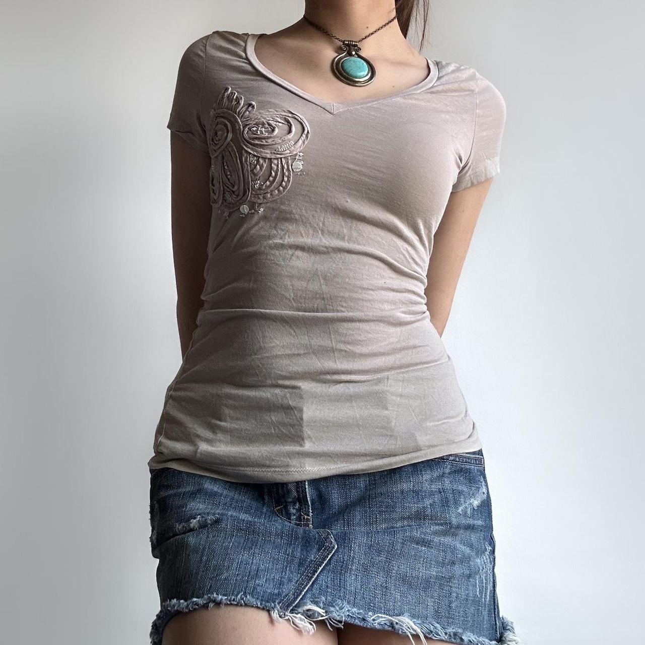 Y2K cream embellished short sleeve tight fit top
