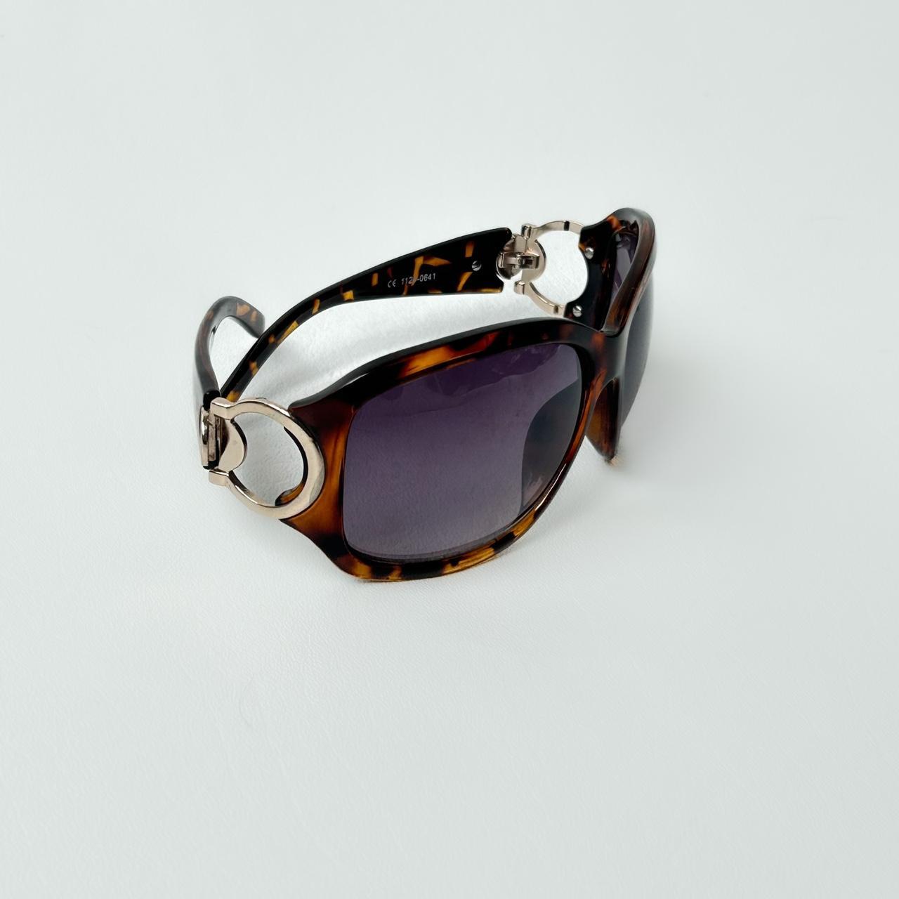 Tortoise shell print Y2K sunglasses