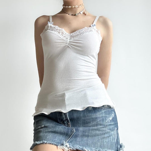 White lace lettuce hem cami